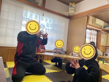 「みんな覚えるなが早いね〜」と講師の先生からほめられました！！